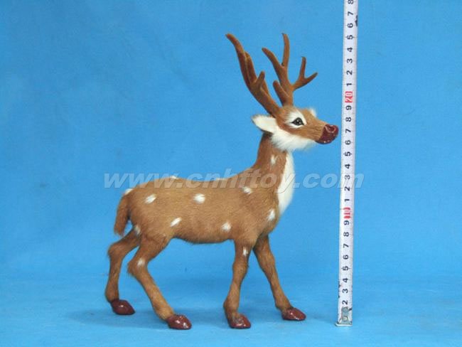 皮毛玩具鹿：L252菏�珊惴狡っ�工�品有限公司