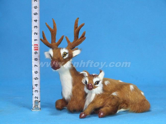 皮毛玩具鹿：L264菏�珊惴狡っ�工�品有限公司