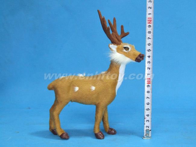 皮毛玩具鹿：L268菏�珊惴狡っ�工�品有限公司