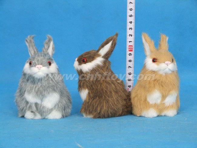 皮毛玩具兔：T052菏�珊惴狡っ�工�品有限公司